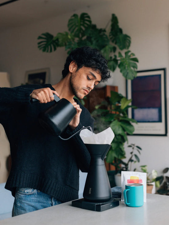 MiiR New Standard Pour-over Kettle – 1000 ml (33 oz)